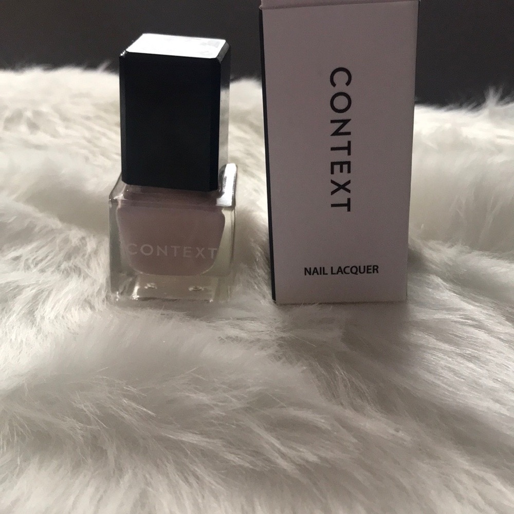 I am selling this context nail polish